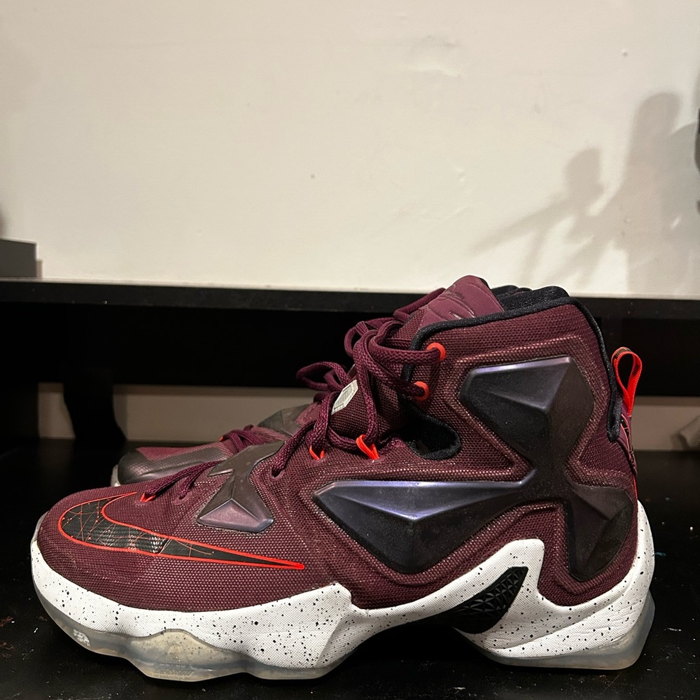 Nike LeBron 13 Mullberry “Written in Stars”
